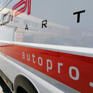 Брандиране на служебен автомобил - Autopro