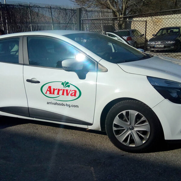 Брандиране на служебни автомобили за Arriva Foods Брандиране на автомобили за Arriva Foods