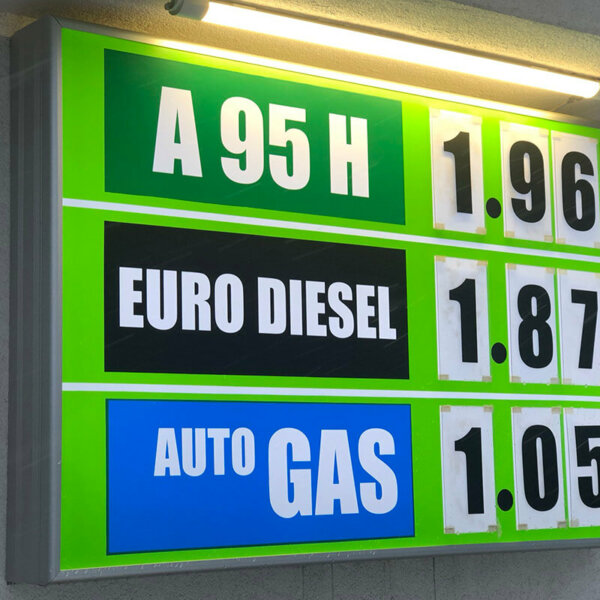 Светещи табели с цени за бензиностанция Energy Oil, Драгоман