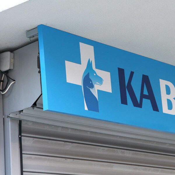 Composite panel sign with PVC film - KaVet
