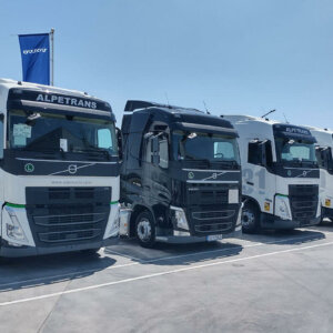 Брандиране на фирмен автопарк за Алпетранс България