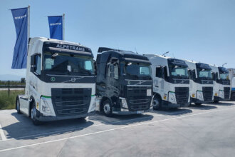 Брандиране на фирмен автопарк за Алпетранс България