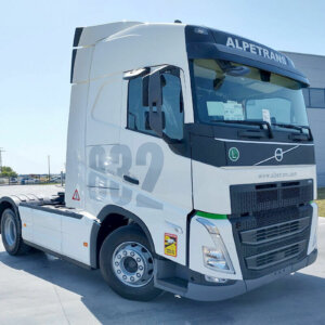 Брандиране на фирмен автопарк за Алпетранс България