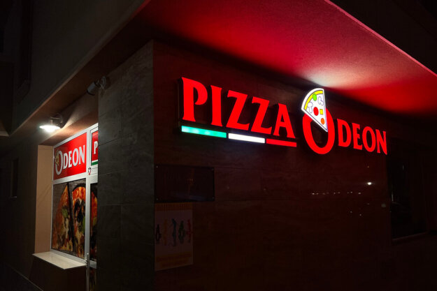 Illuminated acrylic channel letters for Pizza Odeon, Plovdiv