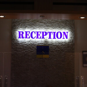 Светещи контражурно обемни букви за Хотел Палома, Слънчев бряг Светещи контражурно обемни букви за Хотел Палома