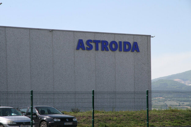 Illuminated channel letters with Alurapid pages - Astroida, Panagyurishte