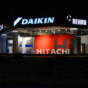 Светещи обемни букви Daikin и лого от Алурапид за Термос