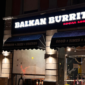 Светещи обемни букви за Balkan Burrito, Пловдив