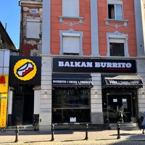 Светещи обемни букви и табела за Balkan Burrito Светещи обемни букви и табела за Balkan Burrito, Пловдив