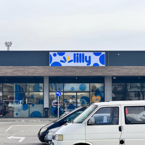 Светеща табела с лице от винил за Дрогерия Лили, Панагюрище