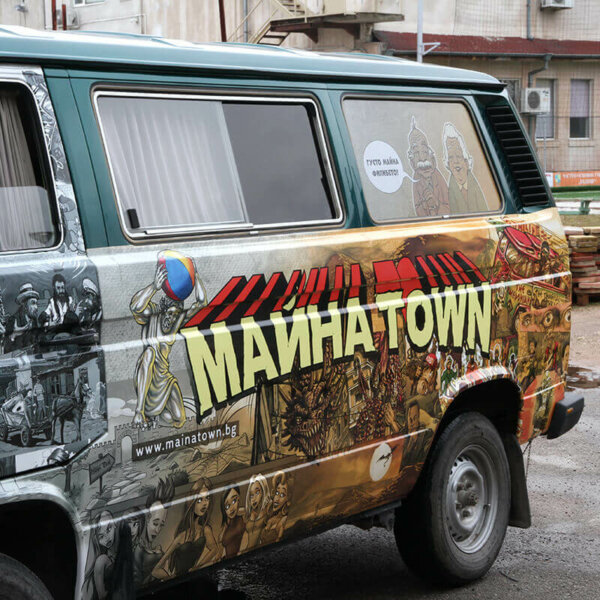 Branding a van  for "MAINA TOWN" magazine