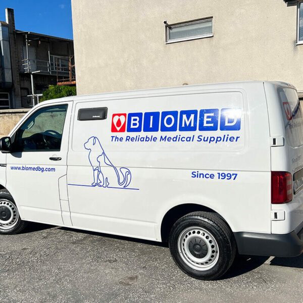 Branding of a company bus Biomed