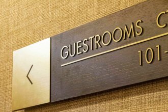 Interior signs for visual communication - DoubleTree by Hilton