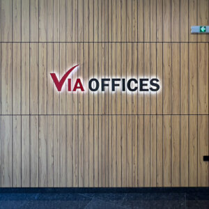 Интериорни обемни букви от боядисана неръждавейка - VIA Offices