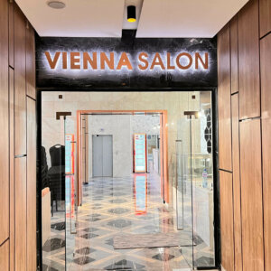 Светещи обемни букви от мед Vienna Salon за SPA Hotel Santé , Велинград Светещи обемни букви от мед Vienna Salon за Santé SPA Hotel
