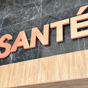 Интериорни обемни букви от мед - Хотел Sante, Велинград