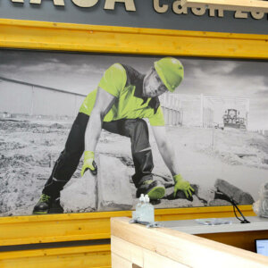 Табела с текстилен профил с визия на Бултекс 99 Табела с текстилен профил с визия на Бултекс 99