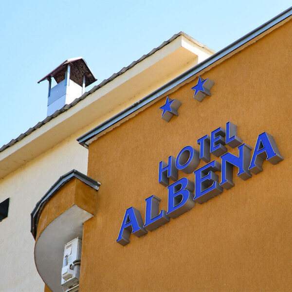 Обемни букви с Алурапид за хотел Албена Обемни букви с Алурапид за хотел Албена