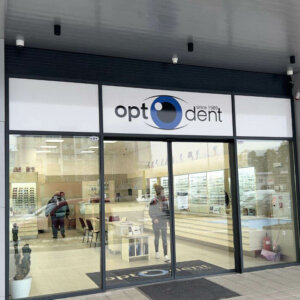 Рекламно фолио за Optodent Панагюрище Рекламно фолио за Optodent Панагюрище