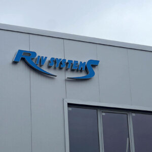 Riv-Systems-obemni-bukvi-03 Светещи букви с Алурапид и плексиглас, Пловдив