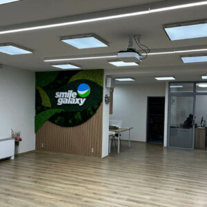 Wall decoration in an orthodontic center with illuminated channel letters