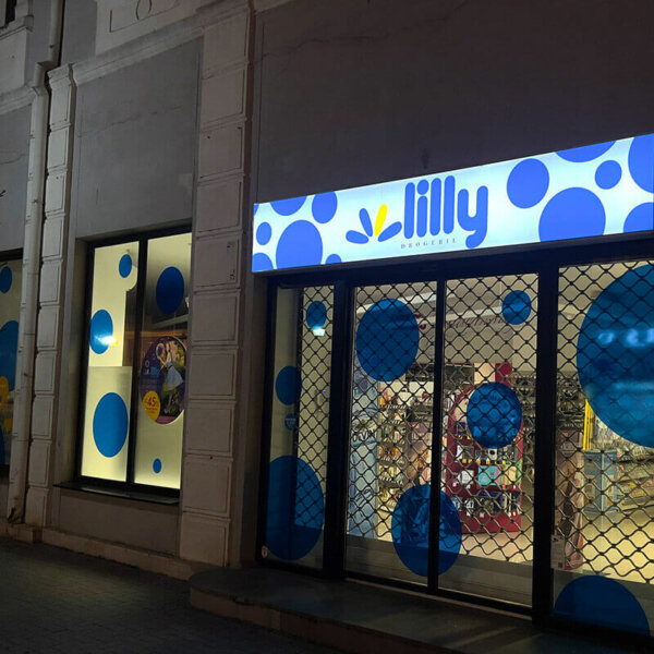 Illuminated signs for Lilly Drogerie’s store in Varna Illuminated signs for Lilly Drogerie's store in Varna