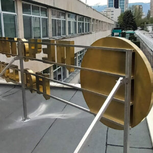 Светещи букви с корпус от златен инокс Светещи букви с корпус от златен инокс