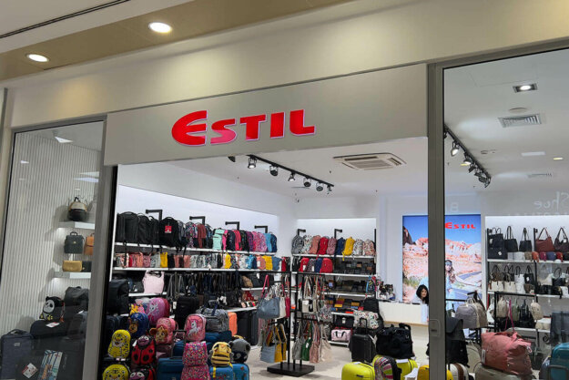 Illuminated channel letters Estil for branding the shop in Mall Plovdiv Plaza