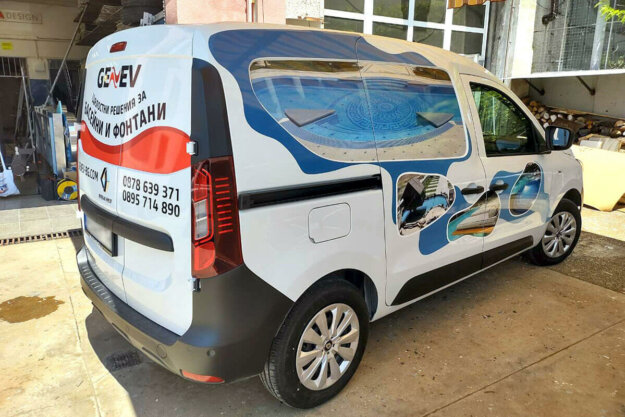 Genev Pools & SPA company car branding