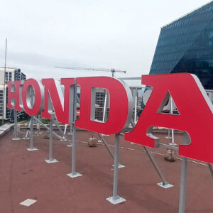 Channel letters with aluminum pages for Honda Bulgaria Channel letters with aluminum pages for Honda Bulgaria