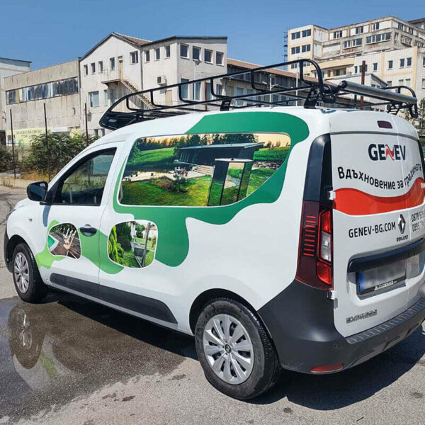 Рекламна графика с фолио 3M IJ280 за Genev Pool & SPA Рекламна графика с фолио 3M IJ280 за Genev Pool & SPA