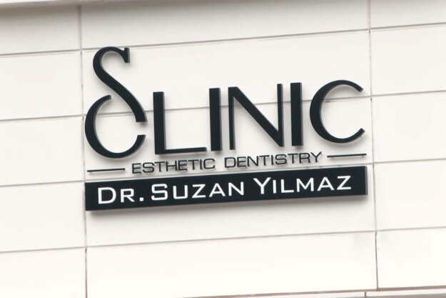 Sclinic backlit illuminated stainless steel letters