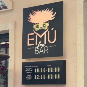 Emú Fun Bar sign