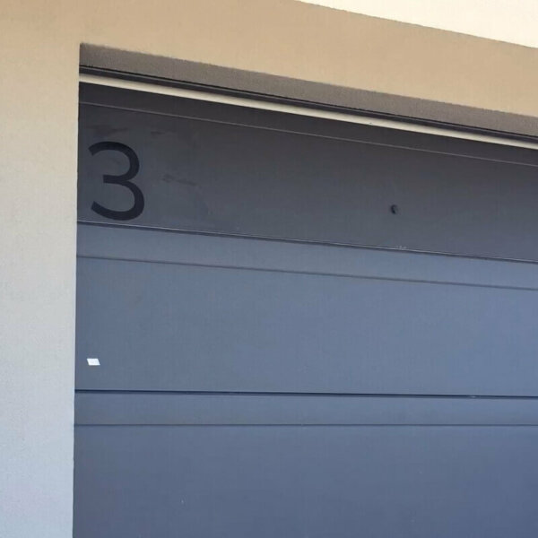 Alvera Home – garage film wrapping Alvera Home - garage film wrapping