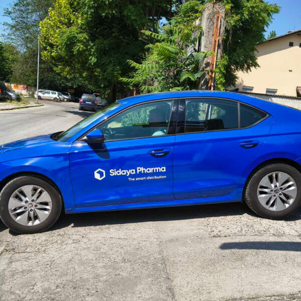 Ярко фолио за коли на 3М Ярко фолио за коли на 3М